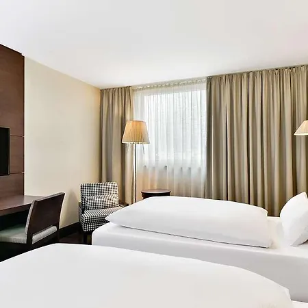 Nh Stuttgart Airport Hotel *