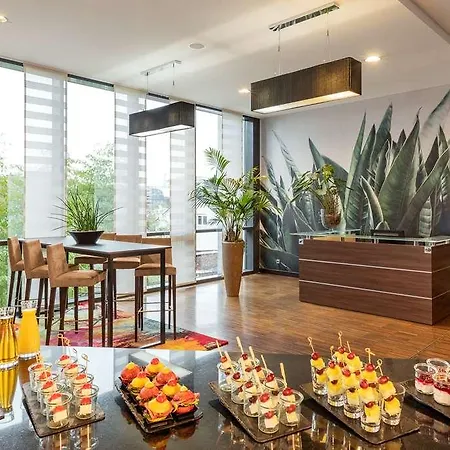 Nh Stuttgart Airport Hotel *