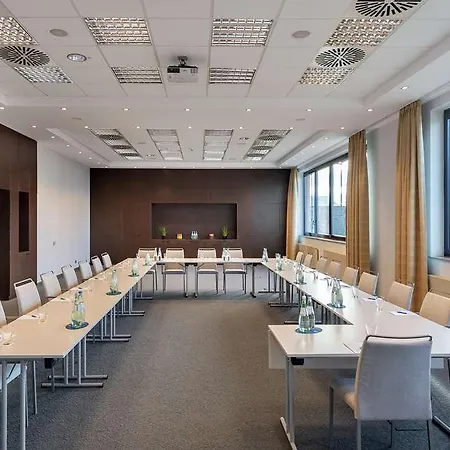 Nh Stuttgart Airport Hotel