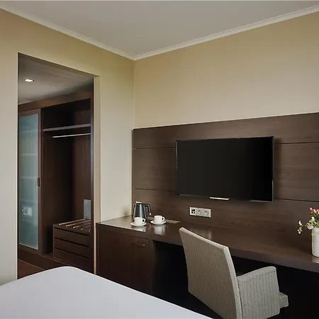 Nh Stuttgart Airport