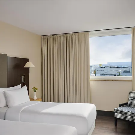 Hotel Nh Stuttgart Airport Leura