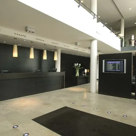 Nh Stuttgart Airport Hotel
